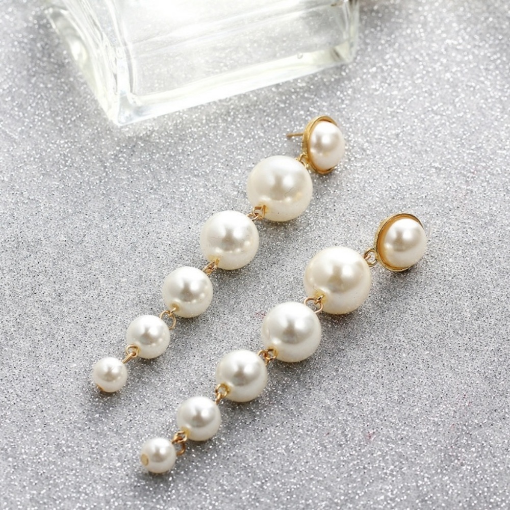 Lovely pearl drop earrings - Picture 2 of 6